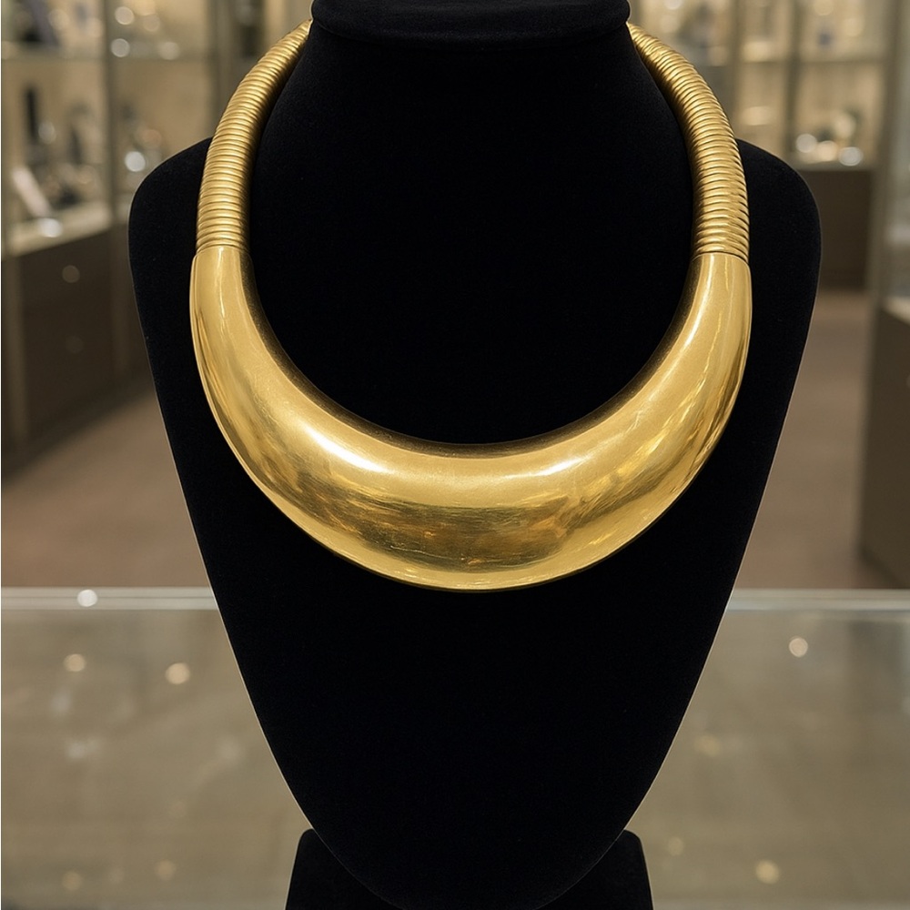 Vintage HUGE Gold-Tone Tubogas Collar Necklace